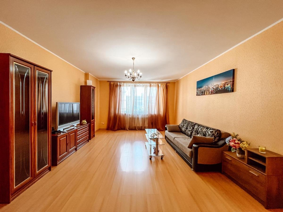 Cozy Apartments On The Left Bank Kiev Exterior foto