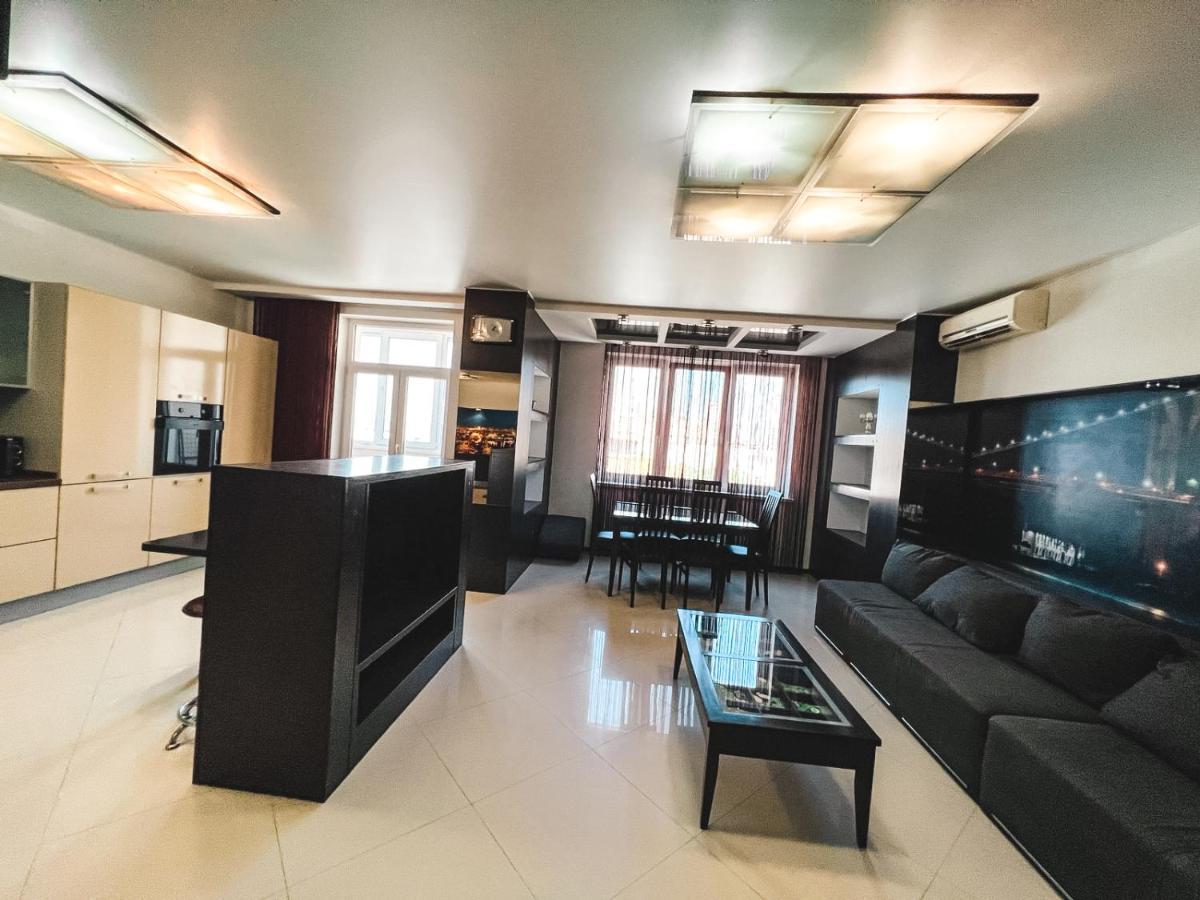 Cozy Apartments On The Left Bank Kiev Exterior foto